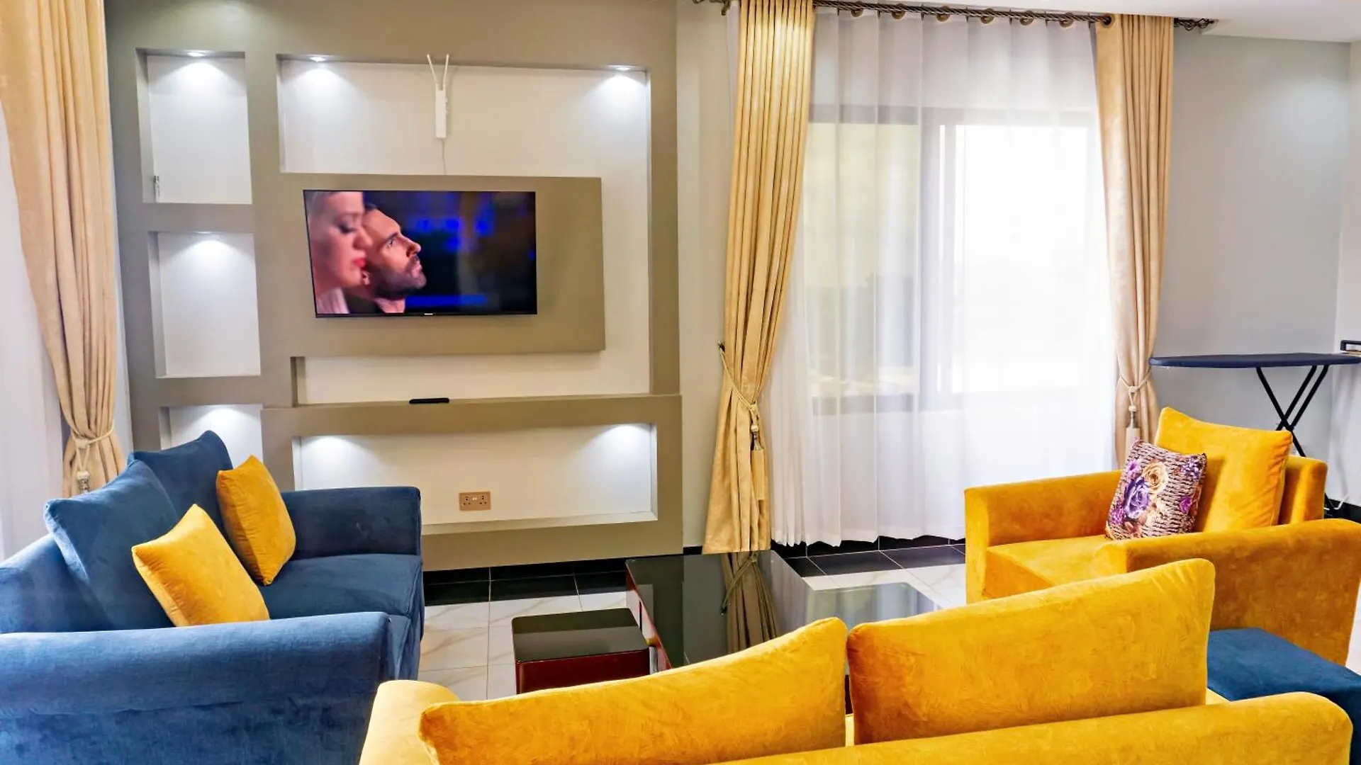 Crown Elegance Suites Kampala
