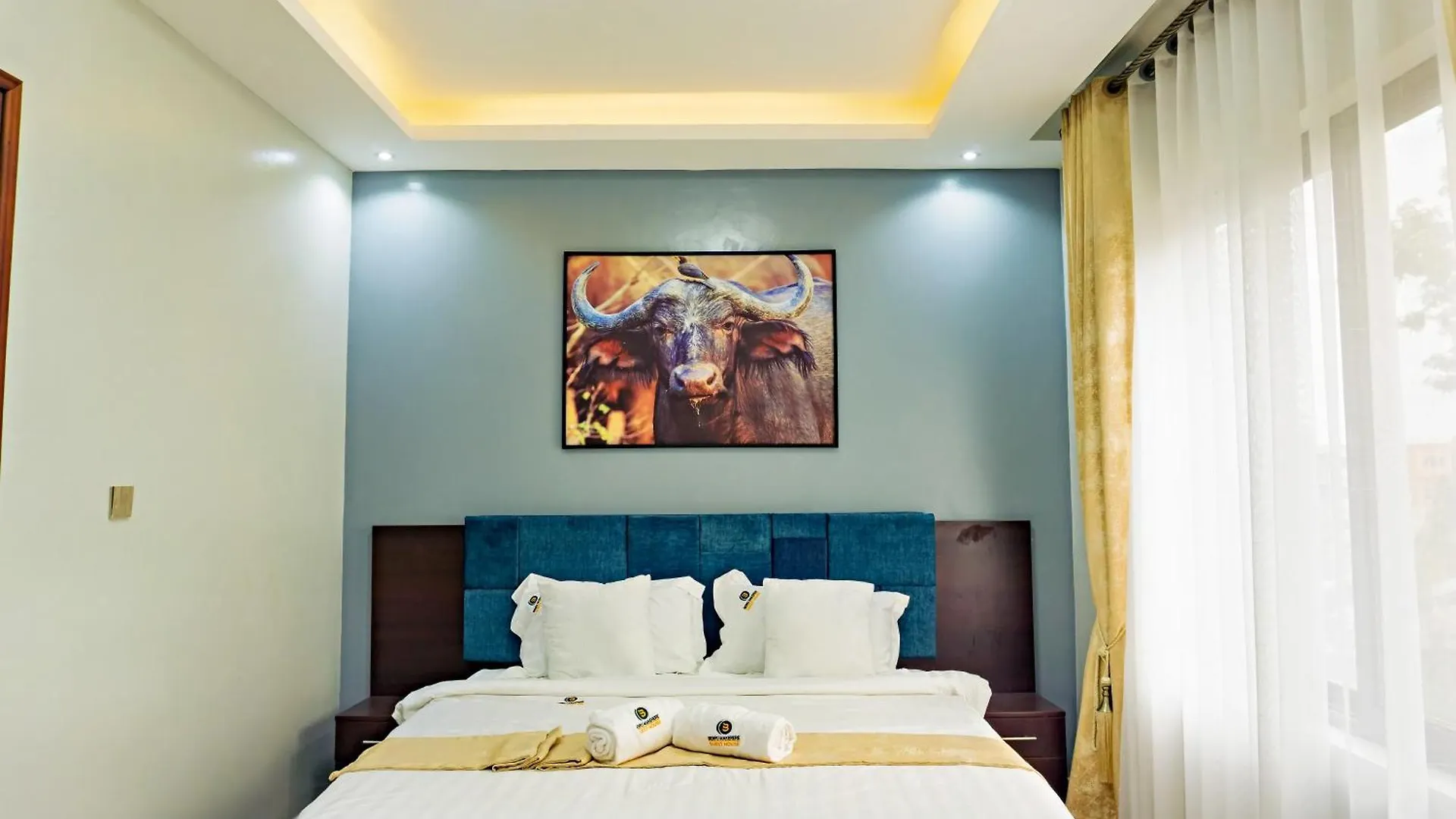 Crown Elegance Suites Kampala Appartamento