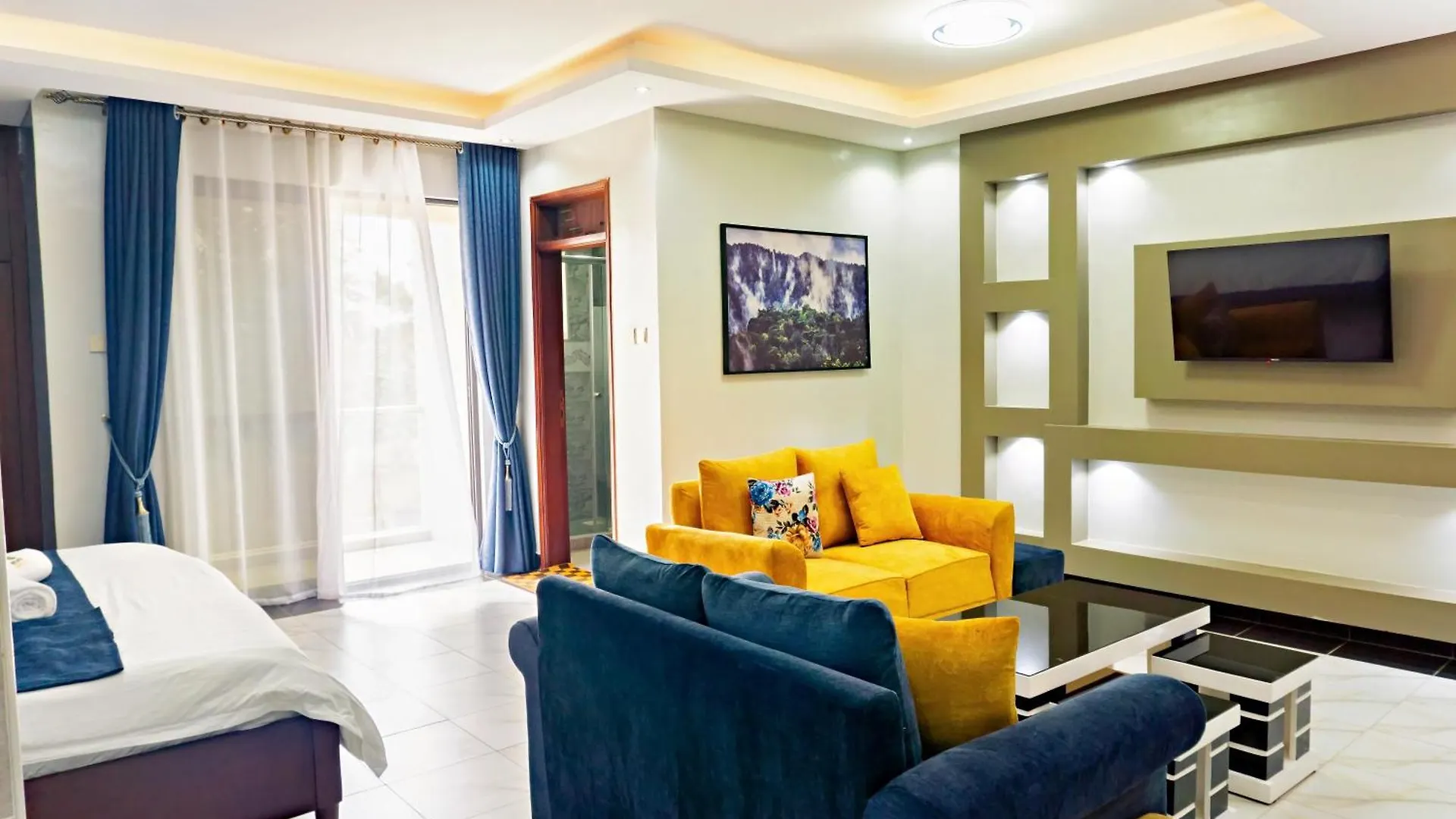Crown Elegance Suites Kampala