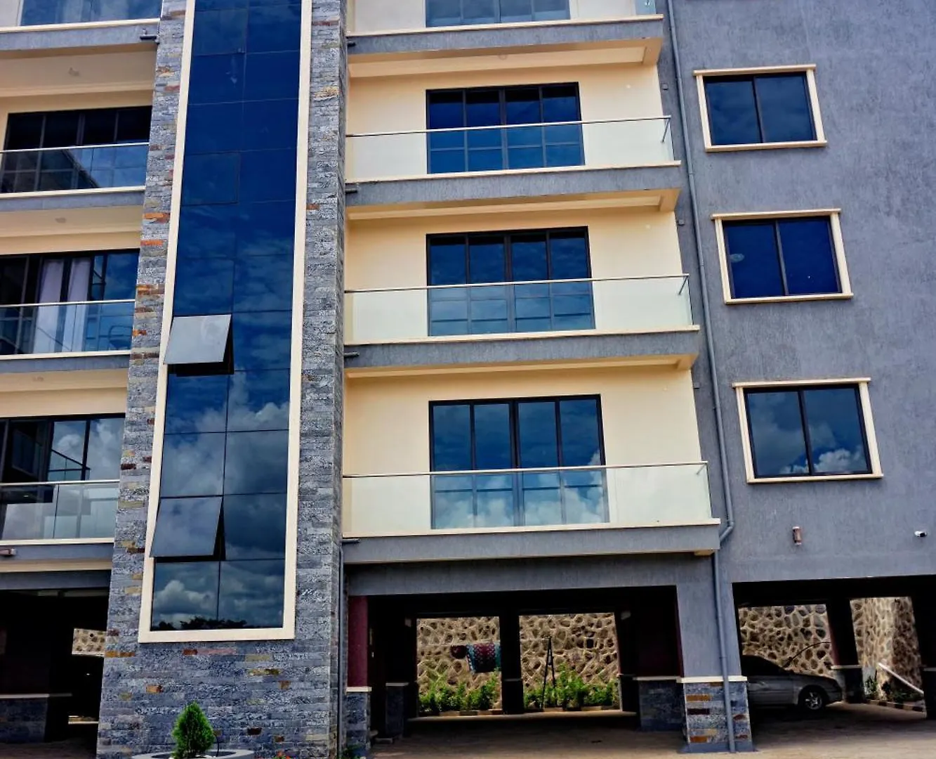 Appartamento Crown Elegance Suites Kampala