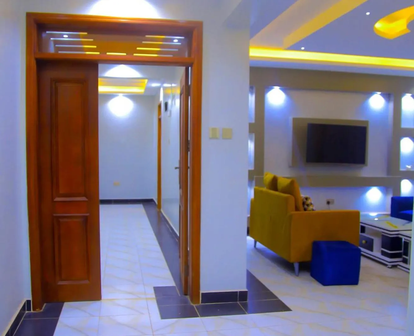 Crown Elegance Suites Kampala