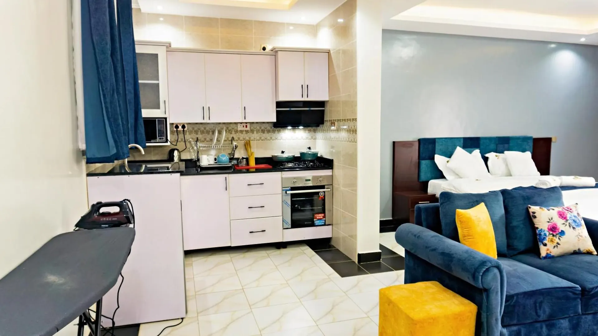Apartment Crown Elegance Suites Kampala Uganda